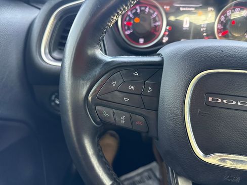 Used 2016 Dodge Challenger SXT w/ Driver Convenience Group image 23