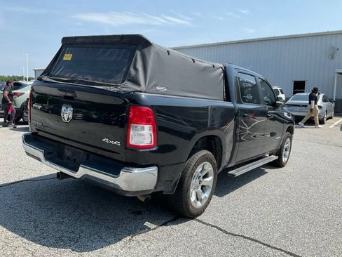 Used 2022 RAM 1500 Big Horn AWD/4WD image 6