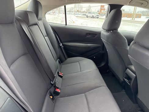Used 2022 Toyota Corolla LE image 29