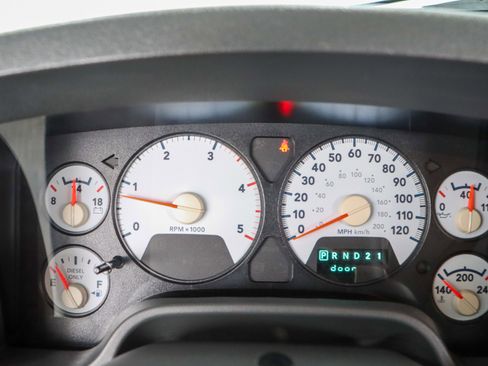 Used 2007 Dodge Ram 2500 Truck SLT image 15