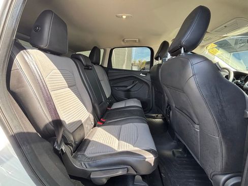 Used 2019 Ford Escape SE AWD/4WD image 13