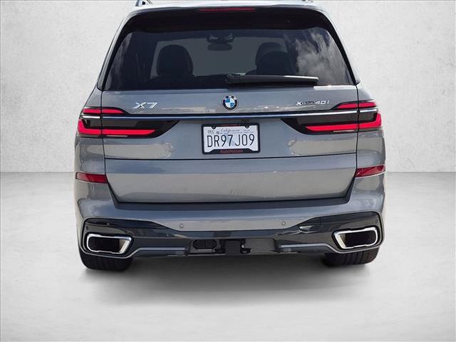 Used 2024 BMW X7 xDrive40i w/ M Sport Package AWD/4WD image 6