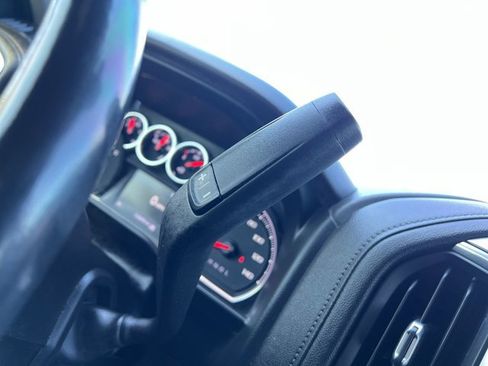 Used 2021 Chevrolet Silverado 1500 LT Trail Boss w/ Bed Protection Package image 16