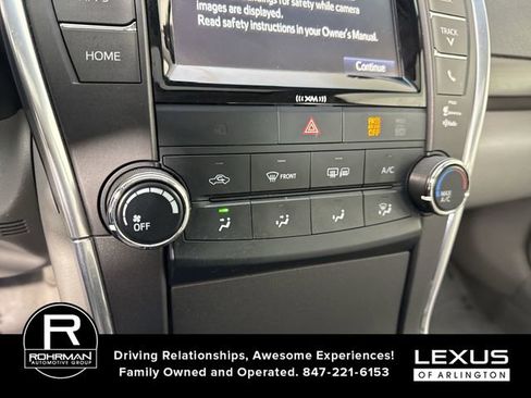Used 2017 Toyota Camry XLE FWD image 8