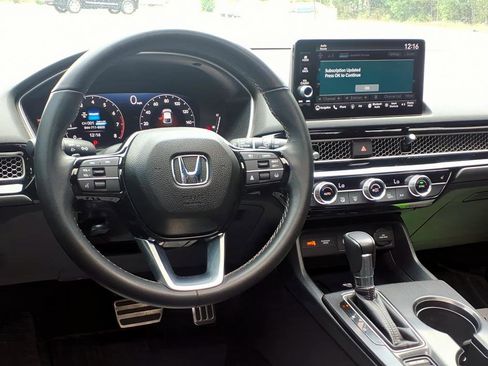 Used 2024 Honda Civic Sport Touring image 11