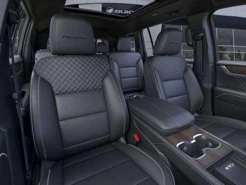 New 2024 GMC Acadia Denali w/ Super Cruise Package image 16