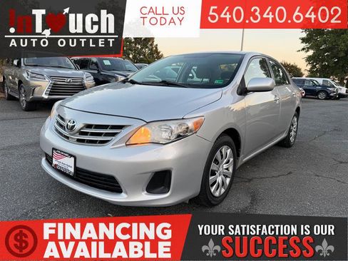 Used 2013 Toyota Corolla LE Special Edition image 1