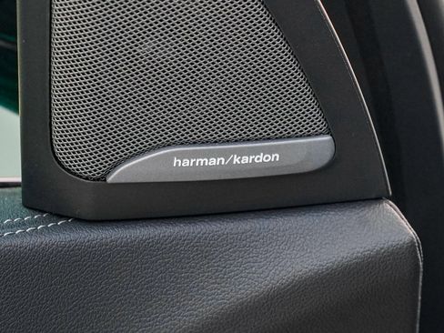 Used 2023 BMW X5 xDrive40i w/ M Sport Package image 10