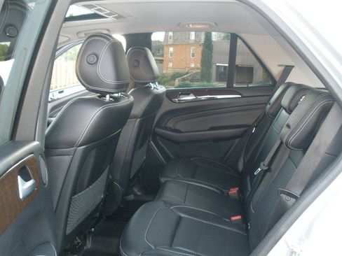 Used 2015 Mercedes-Benz ML 350 4MATIC image 28