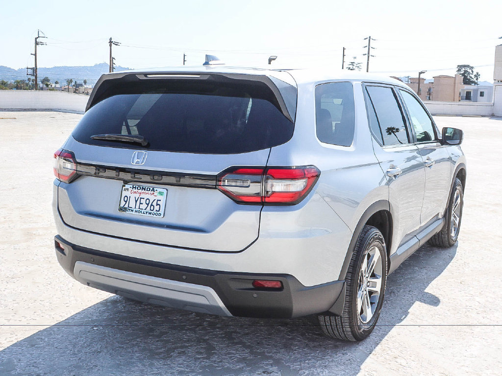 Certified 2024 Honda Pilot EX-L image 6