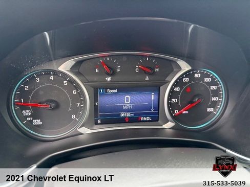 Used 2021 Chevrolet Equinox LT image 32
