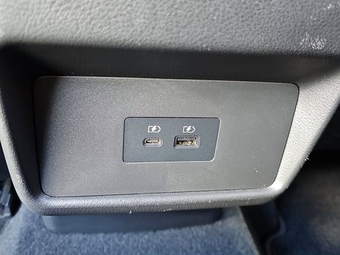 Certified 2023 Nissan Rogue SV image 11