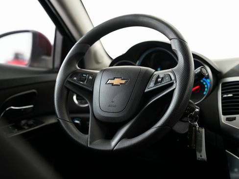 Used 2016 Chevrolet Cruze LT image 11