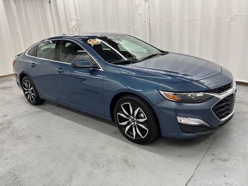 Used 2024 Chevrolet Malibu RS w/ LPO, Floor Liner Package image 7