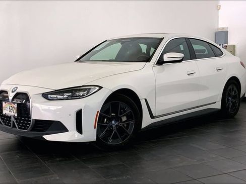 Used 2023 BMW i4 eDrive35 RWD image 1