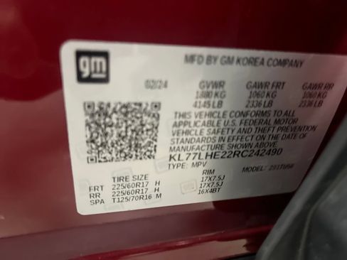 Used 2024 Chevrolet Trax LT FWD image 32