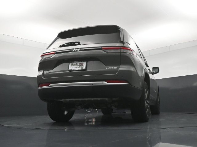 New 2027 Jeep Grand Cherokee Limited AWD/4WD image 23