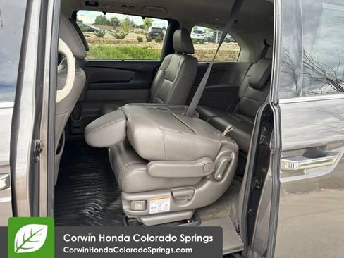 Used 2016 Honda Odyssey Touring Elite image 14