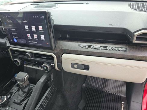 Used 2024 Toyota Tacoma Limited w/ Limited Package (LT) AWD/4WD image 8