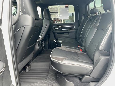 New 2026 RAM 3500 Laramie AWD/4WD image 25