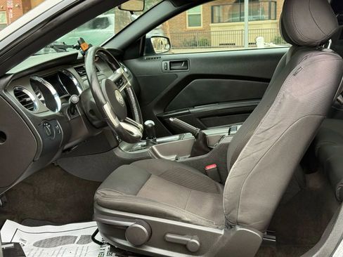 Used 2013 Ford Mustang Coupe image 15