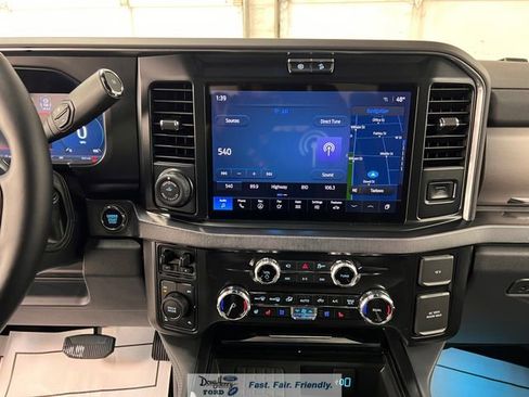 New 2026 Ford F250 Platinum image 40