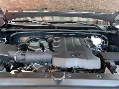 Used 2024 Toyota 4Runner TRD Off-Road Premium w/ TRD Black Wheel Package (TMS) image 31