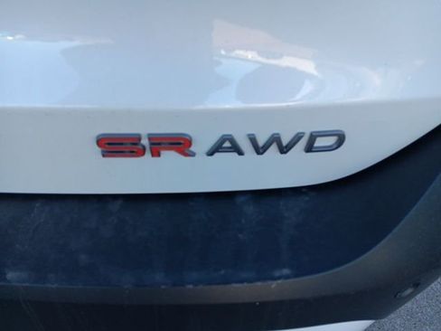 New 2026 Nissan Kicks SR w/ Illumination Package image 32