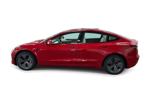 Certified 2023 Tesla Model 3 Standard Range RWD image 3