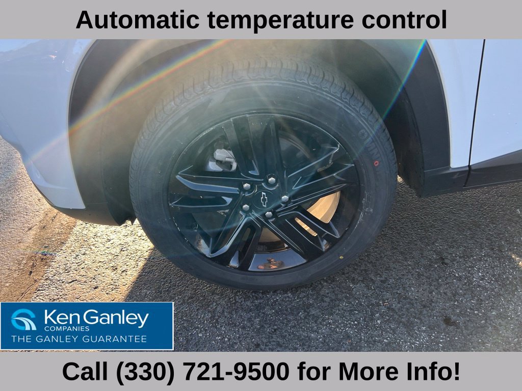 Used 2025 Chevrolet Trax ACTIV w/ Sunroof Package FWD image 16