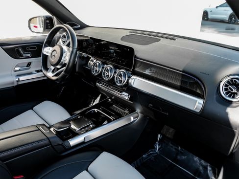 Used 2021 Mercedes-Benz GLB 35 AMG GLB 35 AMG image 12