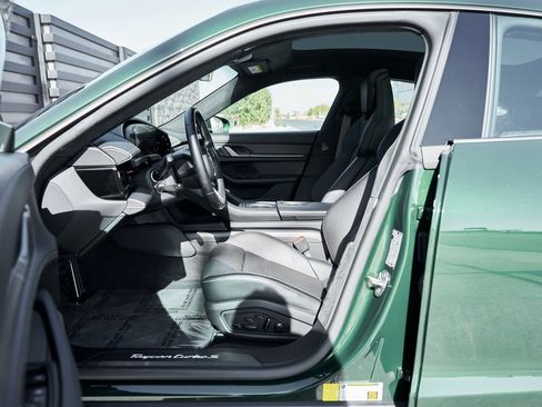 Used 2025 Porsche Taycan Turbo S w/ Premium Package image 32