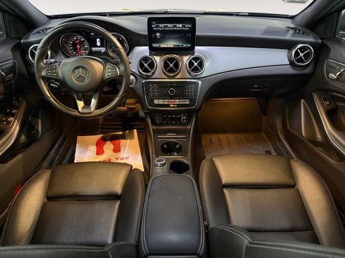 Used 2018 Mercedes-Benz GLA 250 image 14