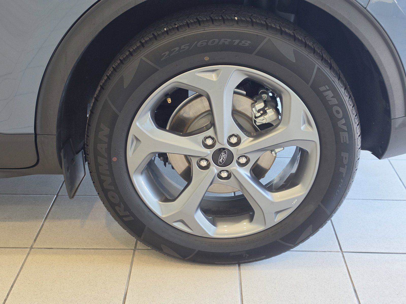 Used 2025 Ford Escape ST-Line FWD image 28