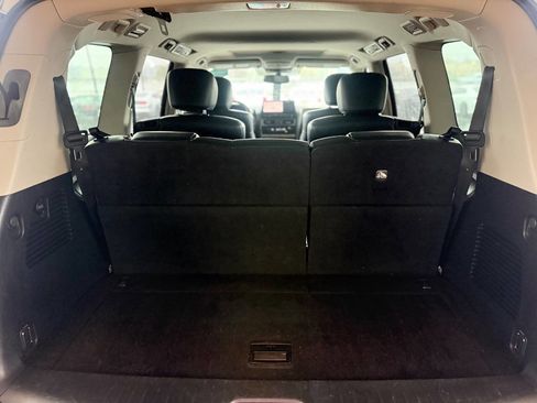 Used 2021 Nissan Armada SL w/ Captain's Chairs Package image 32