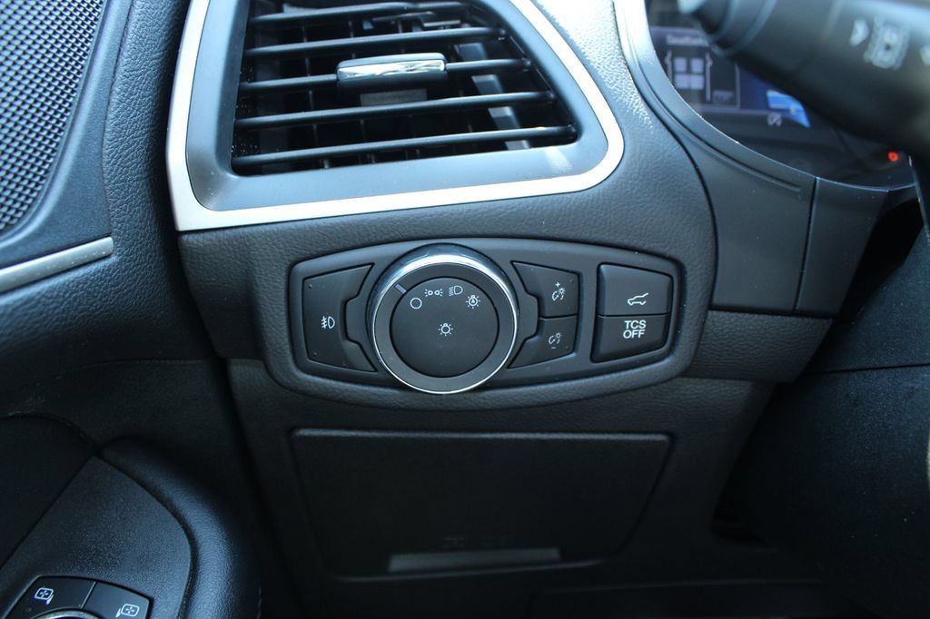 Certified 2023 Ford Edge ST-Line AWD/4WD image 35