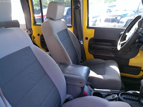 Used 2008 Jeep Wrangler Unlimited X image 10