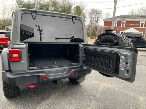 Used 2019 Jeep Wrangler Unlimited Rubicon image 5