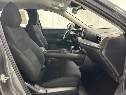 Used 2025 Nissan Kicks S AWD/4WD image 51