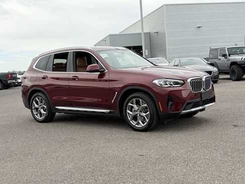 Used 2023 BMW X3 sDrive30i w/ Premium Package RWD image 4