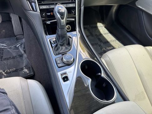 Used 2017 INFINITI Q60 3.0t w/ Premium Plus Package 3.0T image 20