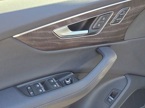 Used 2023 Audi Q7 3.0T Prestige w/ Prestige Package image 39