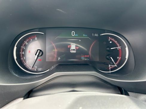 Used 2025 Toyota RAV4 XLE Premium FWD image 16