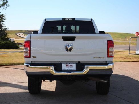 Used 2024 RAM 2500 Tradesman w/ Chrome Appearance Group AWD/4WD image 10