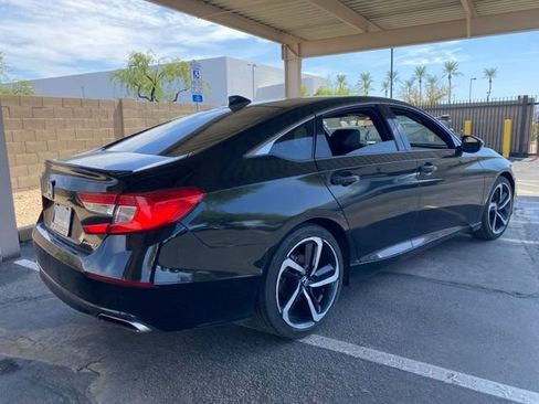 Used 2020 Honda Accord Sport image 2