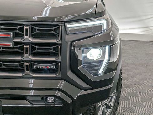 Certified 2024 GMC Canyon AT4X image 10