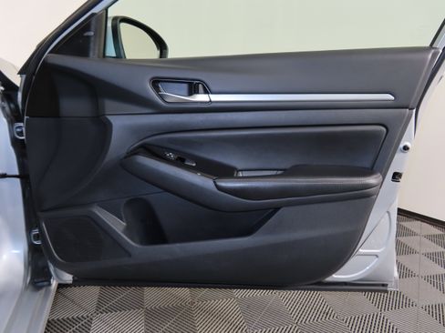 Certified 2023 Nissan Altima 2.5 SV image 46