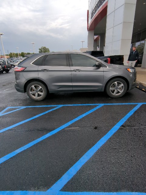 Used 2021 Ford Edge SEL w/ Convenience Package AWD/4WD image 7