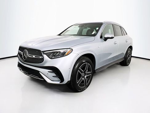 Used 2025 Mercedes-Benz GLC 350e GLC 350e image 3