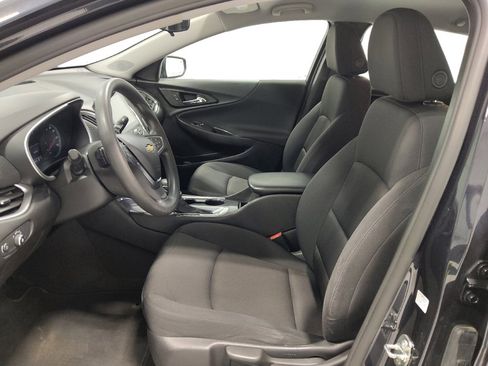 Used 2022 Chevrolet Malibu LS FWD image 17